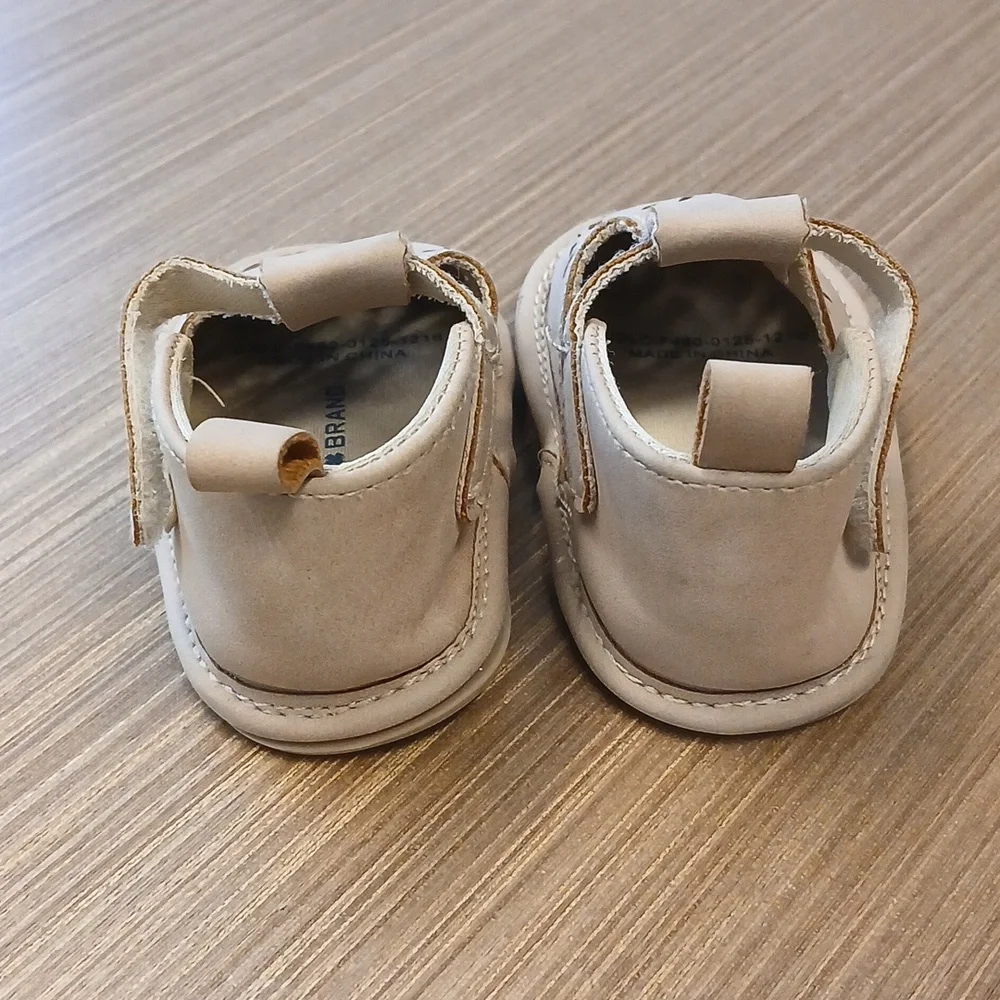 LUCKY BRAND Baby Moccasin Shoes SZ 2